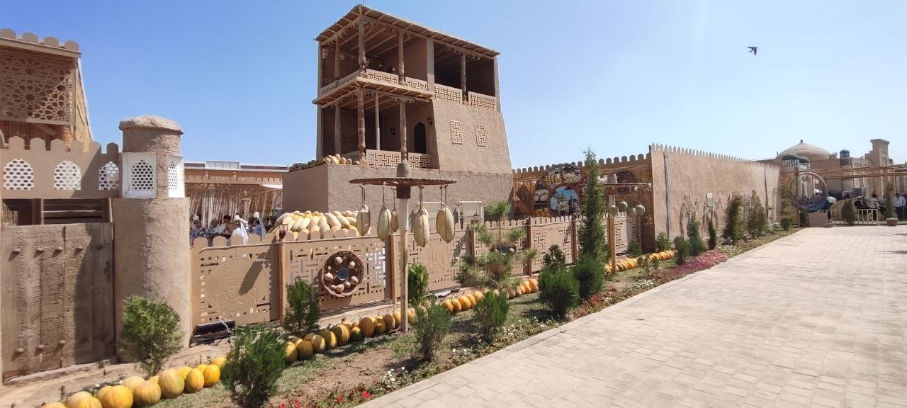 Xiva shahri “Ichan qal’a” davlat muzey-qo’riqxonasi hududida xalqaro “Qovun sayli” festivali o’tkazildi.